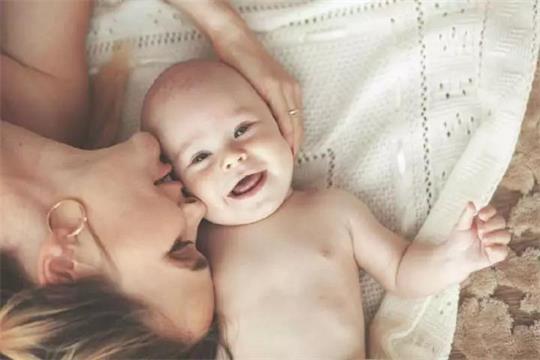 母乳檢測儀意義重大，母乳喂養健康成長